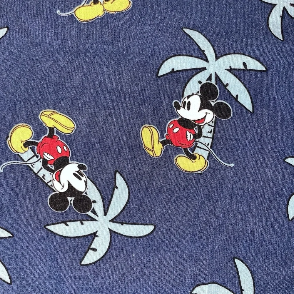 Disney's Mickey Mouse Print Tropical Hawaiian Button Down Rayon Shirt Size: M‎ - Picture 6 of 9